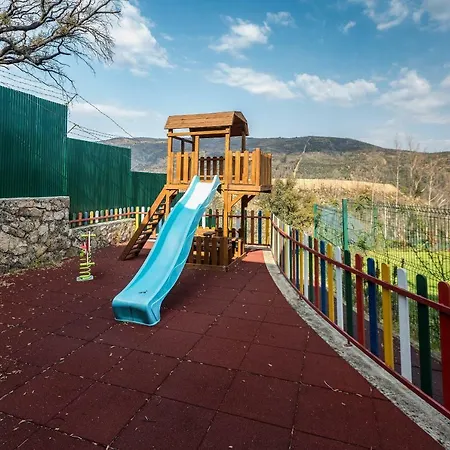 Casa Da Encruzilhada * 蓬德利马